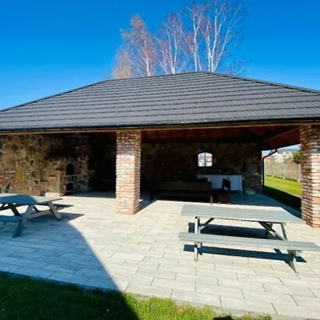 Family Homes Close To The Beach, Pool Holiday home