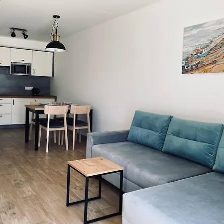 Family Homes Close To The Beach, Pool *